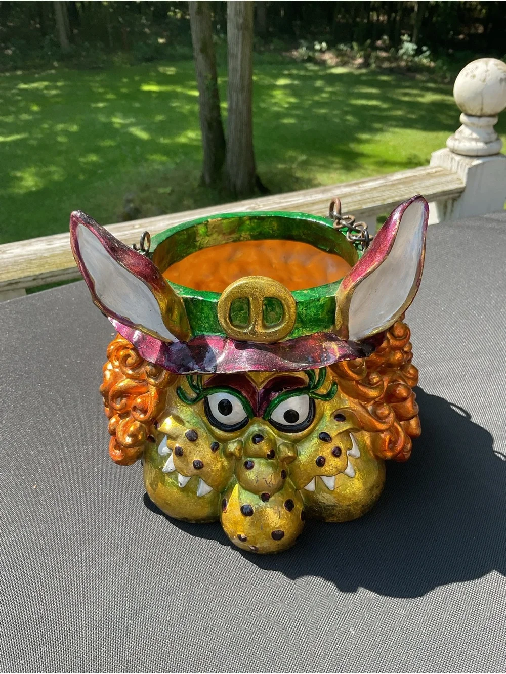 Estate vintage decorative